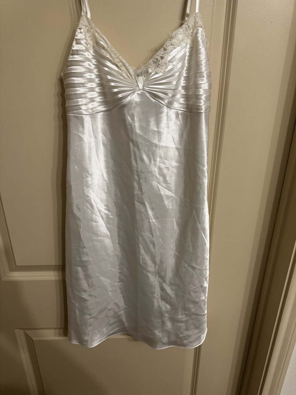Morgan Taylor Intimates White Satin Pleated Bust Lace Trim Slip Dress Size S